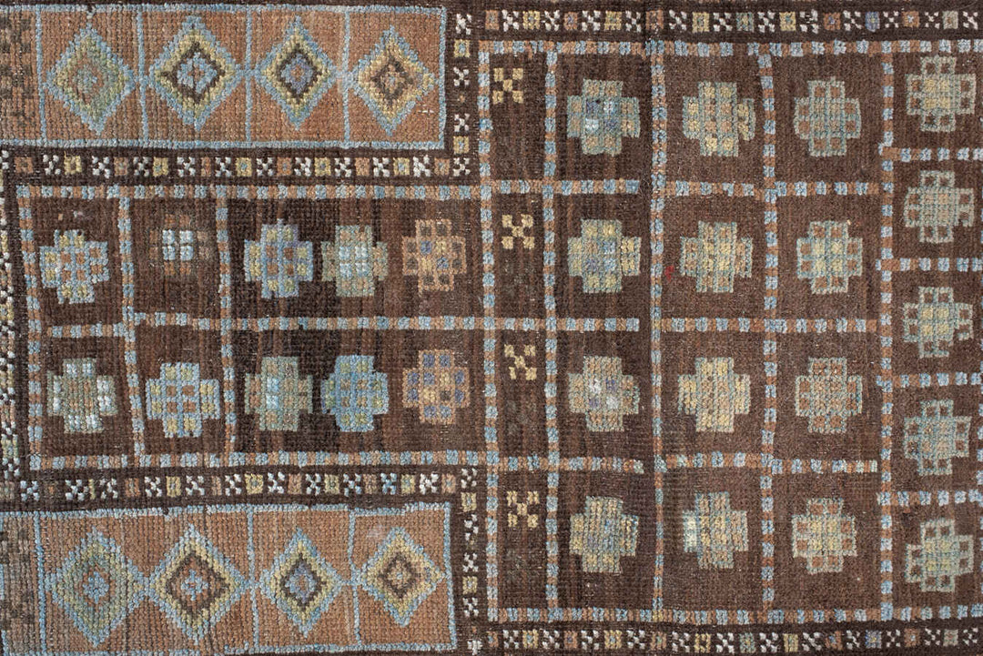 Lennon Rug | Powder Bath Rug | 2'7" x 4'0"