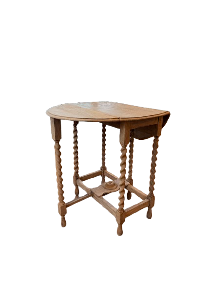 French Oakleigh Table